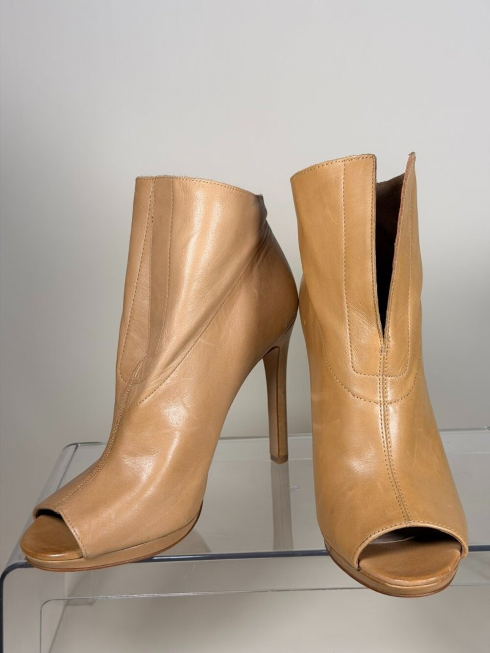 Vince Camuto Tan Leather Peep Toe Stiletto Ankle Booties Sz 10